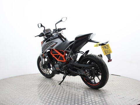 KTM 125 Duke 125 DUKE 21 9