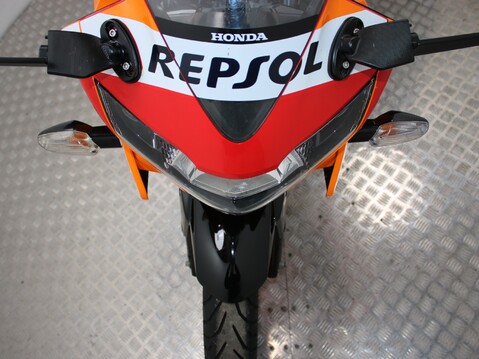 Honda CBR125R CBR 125 R-F 31