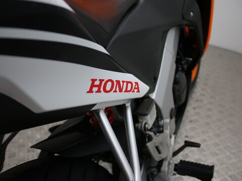 Honda CBR125R CBR 125 R-F 22