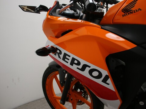 Honda CBR125R CBR 125 R-F 25