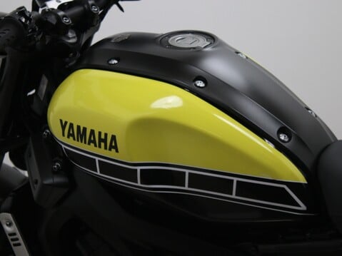 Yamaha XSR900 XSR 900 ABS MTM 850 20