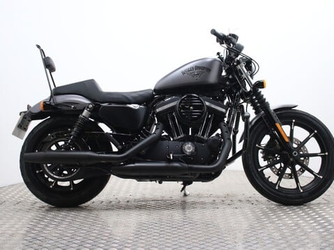 Harley-Davidson Sportster XL 883 N IRON 16 