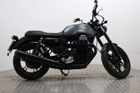 Moto Guzzi V7 V7 III STONE