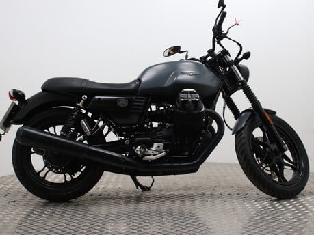 Moto Guzzi V7 V7 III STONE