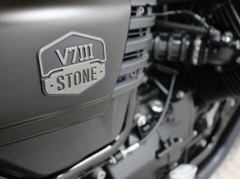 Moto Guzzi V7 V7 III STONE 27