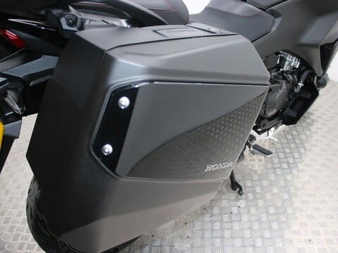 Honda NT1100 NT 1100 A-N 27