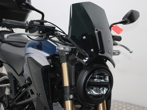 Honda CB125R CBF 125 NA-PED 23 21