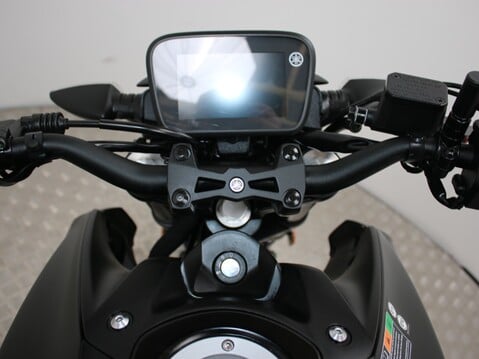 Yamaha MT-125 MT 125 (MTN 125-A) 14