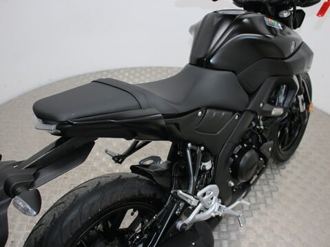 Yamaha MT-125 MT 125 (MTN 125-A) 33