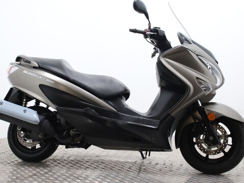 Suzuki Burgman 200 UH 200 AL7 