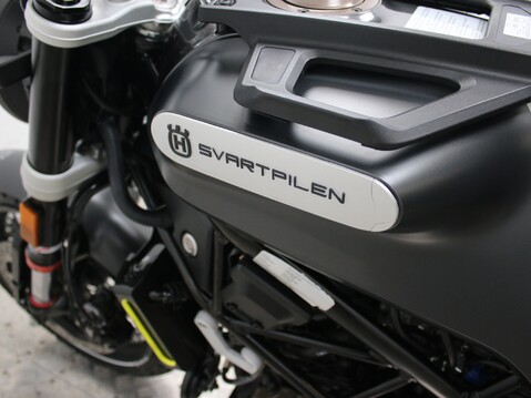 Husqvarna Svartpilen SVARTPILEN 125 2021 15