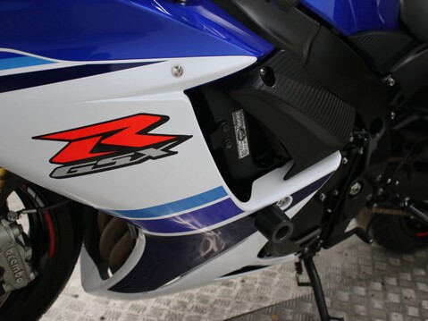 Suzuki GSXR750 GSXR 750 L6 26