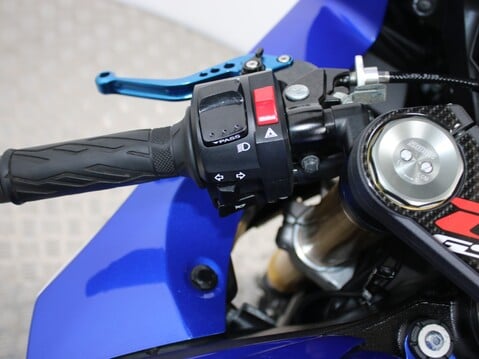 Suzuki GSXR750 GSXR 750 L6 34