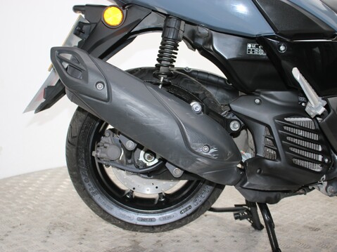 Yamaha Nmax 125 GPD125-A ABS 22