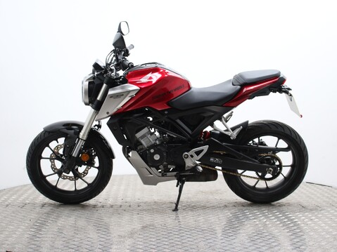 Honda CB125R CBF 125 NA-J 8