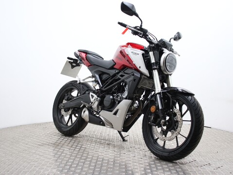 Honda CB125R CBF 125 NA-J 3