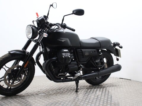 Moto Guzzi V7 Iii STONE 6