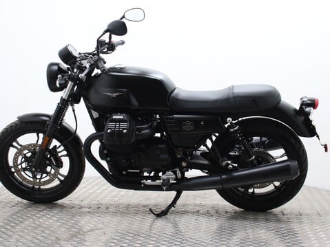 Moto Guzzi V7 Iii STONE 8