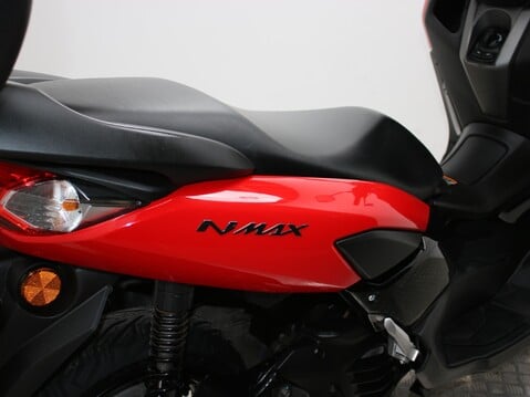 Yamaha Nmax 125 GPD125-A ABS 21