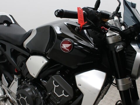 Honda CB1000R CB 1000 RA-J 25