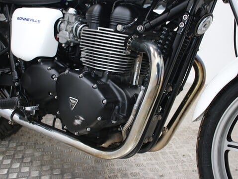 Triumph Bonneville BONNEVILLE 865 20