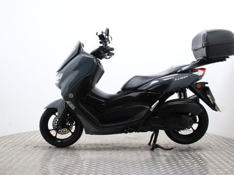 Yamaha Nmax 125 GPD125-A ABS 8