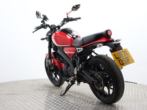 Yamaha XSR125 XSR 125 (MTM125) 9