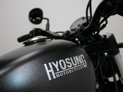 Hyosung Aquila GV 125 S AQUILA 24