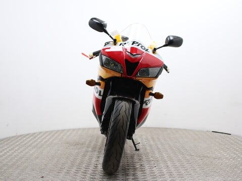 Honda CBR600RR CBR600RR-9 3