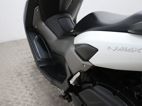 Yamaha Nmax 125 GPD125-A ABS 17