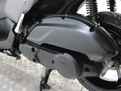 Yamaha Nmax 125 GPD125-A ABS 21