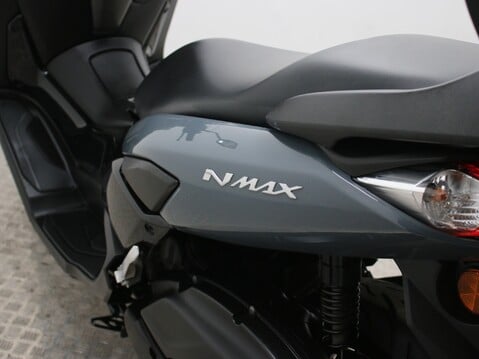 Yamaha Nmax 125 GPD125-A ABS 23