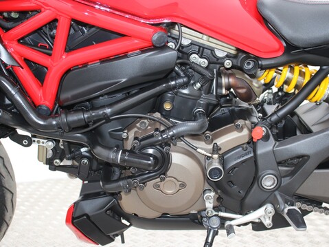 Ducati Monster 1200 M1200 32