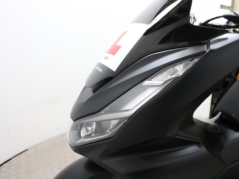 Honda PCX125 WW 125 A-PED 23 28