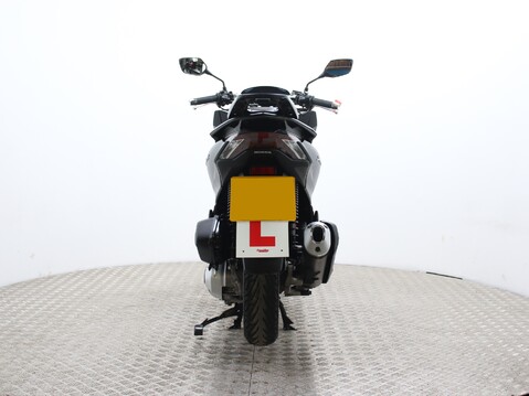 Honda PCX125 WW 125 A-PED 23 11