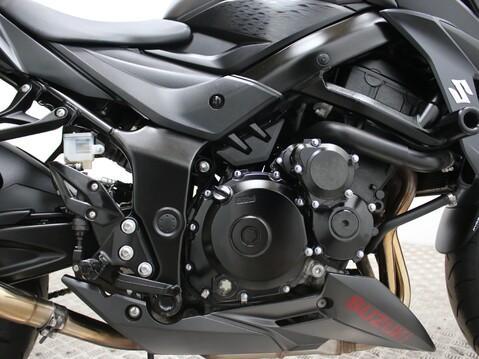 Suzuki GSX-S750 GSXS 750 Z AL7 26