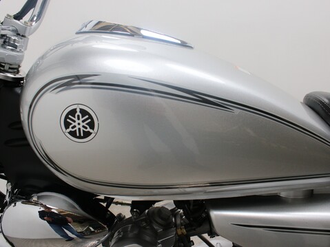 Yamaha YBR125 Custom YBR 125 CUSTOM 24