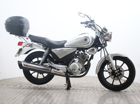 Yamaha YBR125 Custom YBR 125 CUSTOM 
