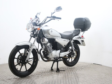 Yamaha YBR125 Custom YBR 125 CUSTOM 6