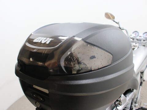 Yamaha YBR125 Custom YBR 125 CUSTOM 15