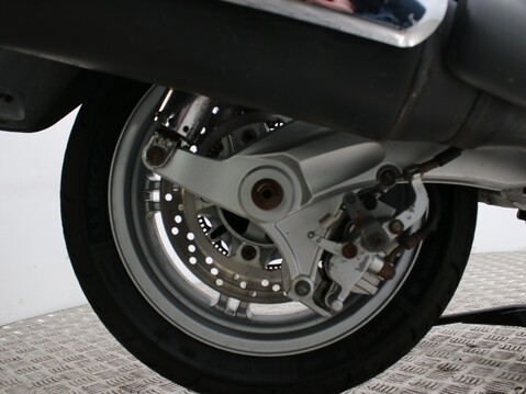 Suzuki Burgman 650 AN 650 /* 22