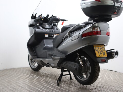Suzuki Burgman 650 AN 650 /* 9