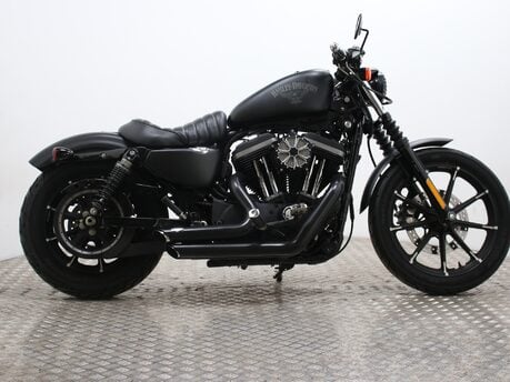 Harley-Davidson Sportster XL883N