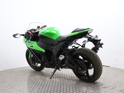 Kawasaki Ninja ZX-10R ZX1000JBF 8