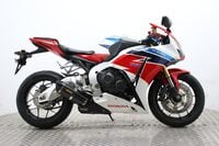 Honda CBR1000RR Fireblade CBR1000RRACE