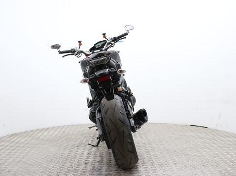 Yamaha MT-09 MT-09 ABS (13MY) 9