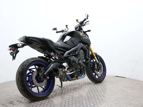 Yamaha MT-09 MT-09 ABS (13MY) 10
