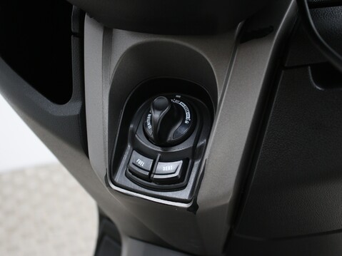 Yamaha Nmax 125 GPD125-A ABS 15