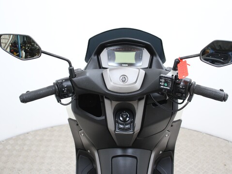 Yamaha Nmax 125 GPD125-A ABS 14