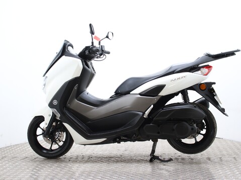 Yamaha Nmax 125 GPD125-A ABS 8